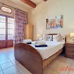 Charming Gozo With Private Pool Villa *