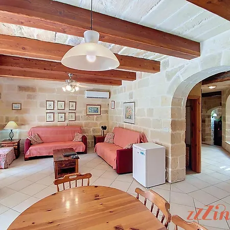 Βίλα Il-Kampnar Gozo Farmhouse With Private Pool