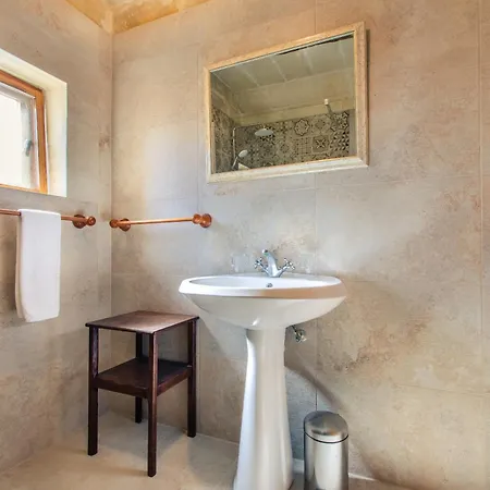 Βίλα Il-Kampnar Gozo Farmhouse With Private Pool *