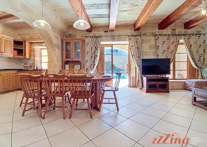 Charming Gozo With Private Pool Вилла *